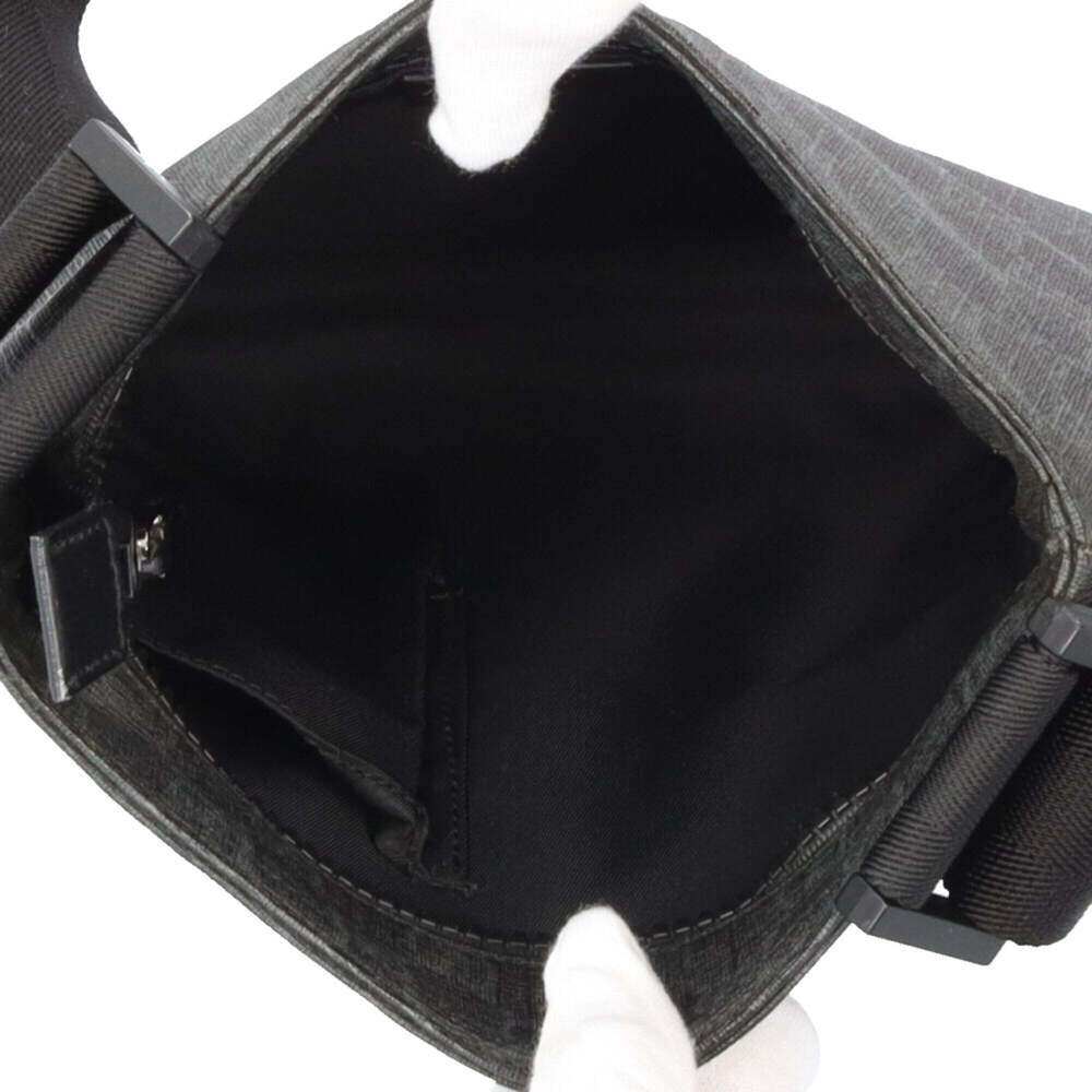 GUCCI Black Canvas Shoulder Bag - Picture 6 of 15